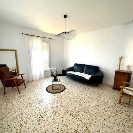 아파트 St Laurent 생 로랑 드 라 살랑크