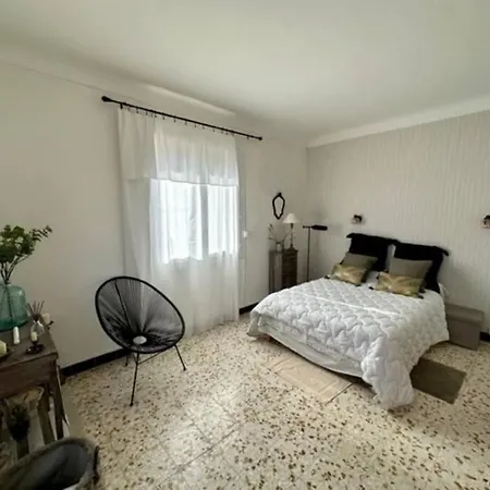 St Laurent 생 로랑 드 라 살랑크