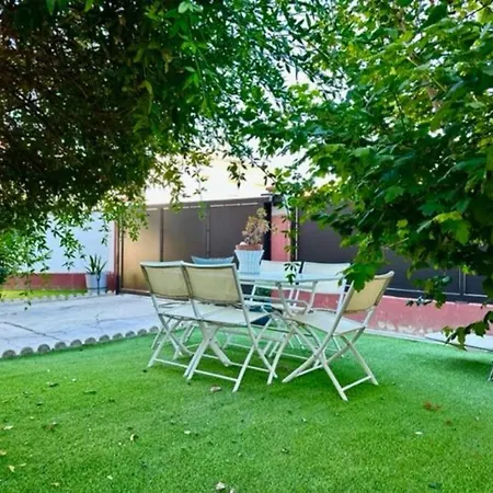 St Laurent Apartment